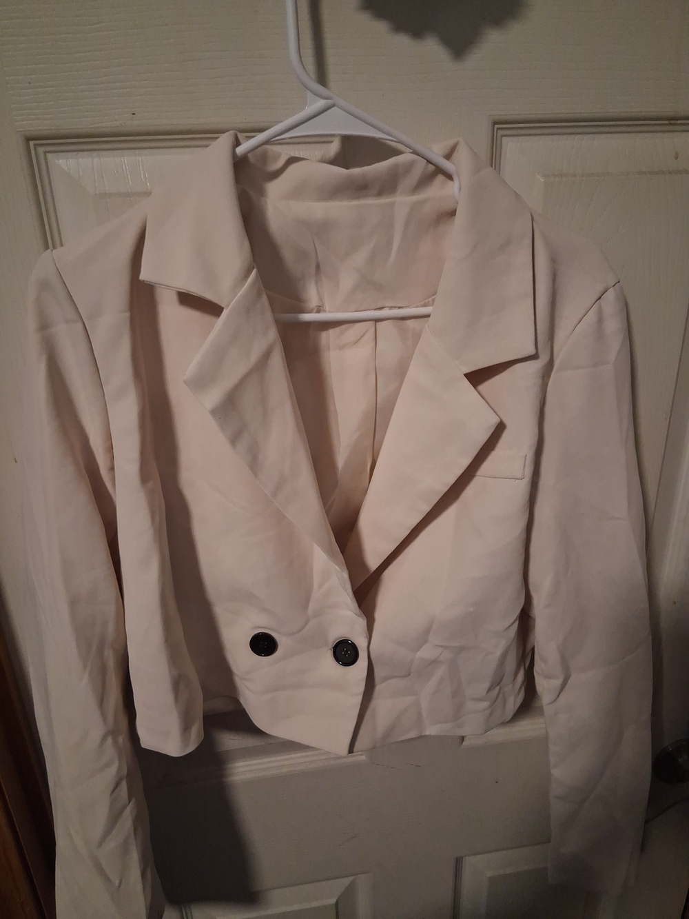 SHEIN Cream Cropped Double-Button Blazer